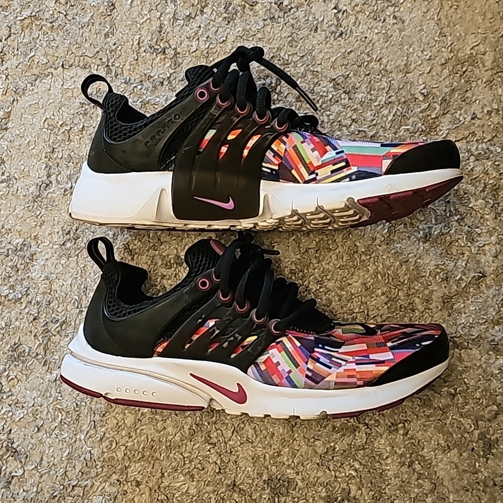 Colorful Kids Nike Prestos - Picture 3 of 4